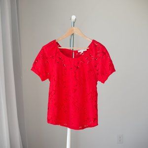 Scoop neck lace lined red top Medium